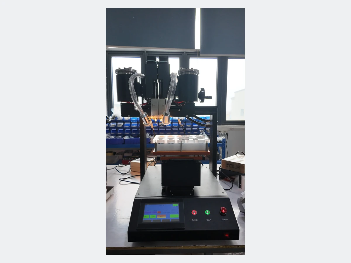 Double-head automatic filling machine